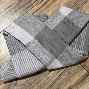 Johnstons of Elgin Gray and Pink hue Striped fine cashmere Scarf.